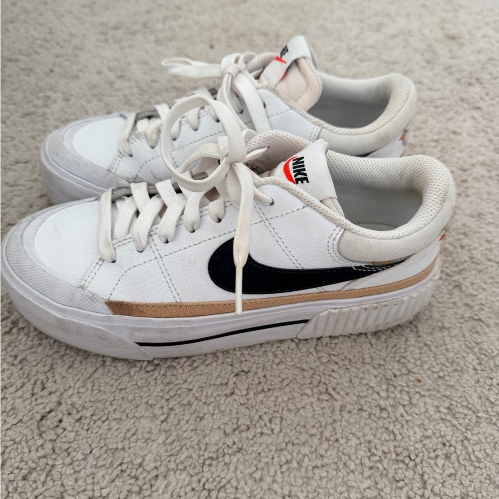 Nike Court Legacy Lift - Women’s